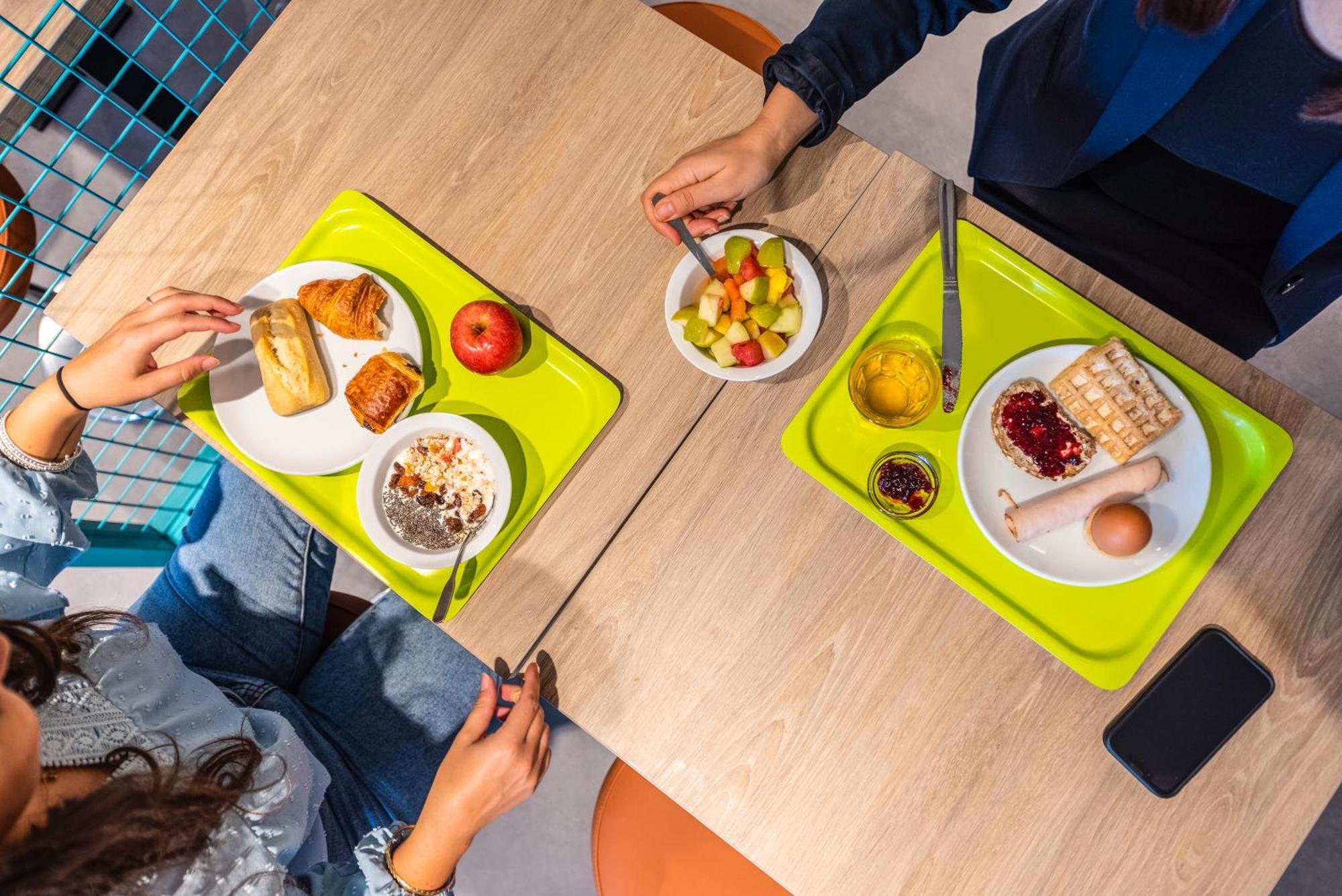 Ibis Budget Villefranche Limas Ngoại thất bức ảnh